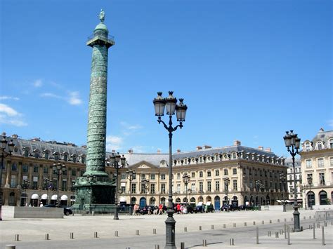 place vendome site.